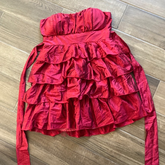 Dress - Picture 1 of 2